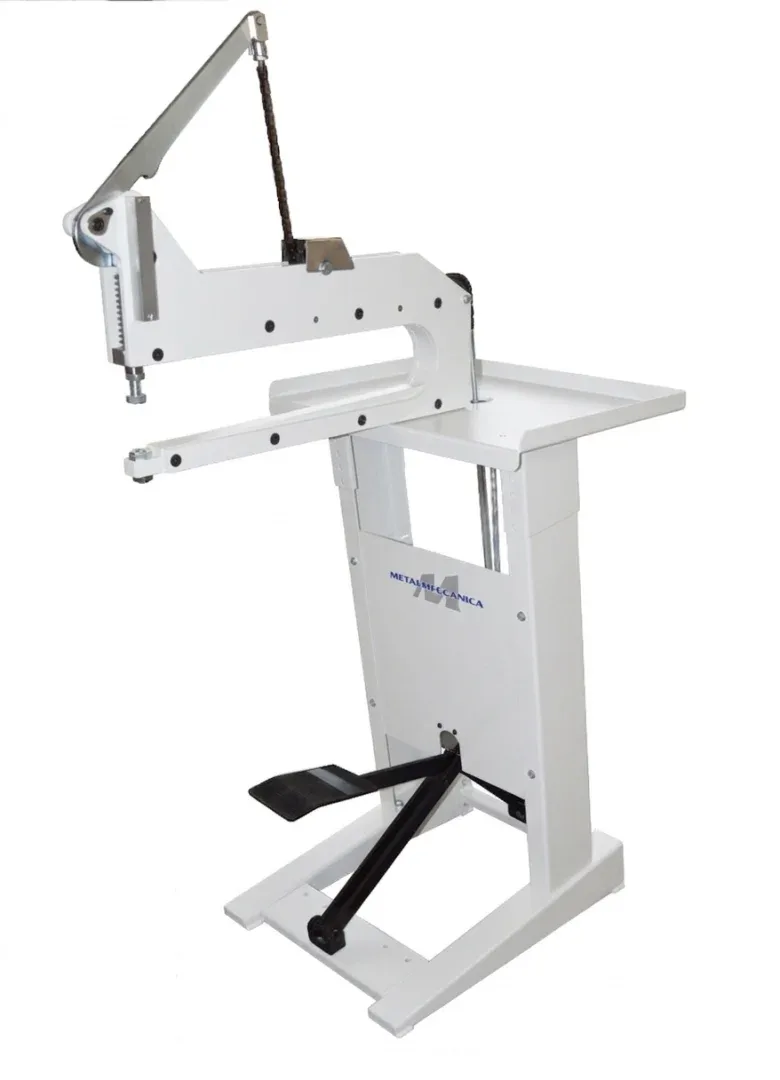 Presa manuala pentru capse cu brat lung si actionare la pedala Metalmeccanica G500
